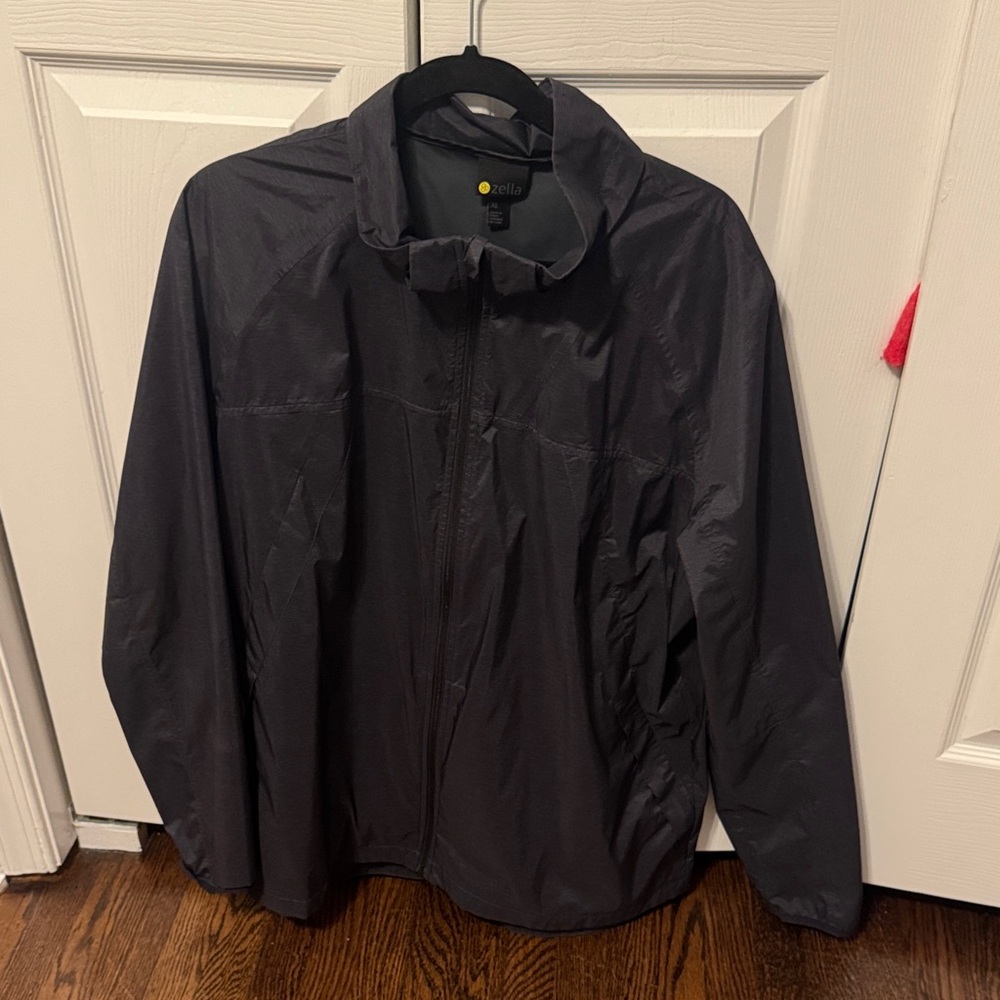 Zella Men's Dark Gray Windbreaker